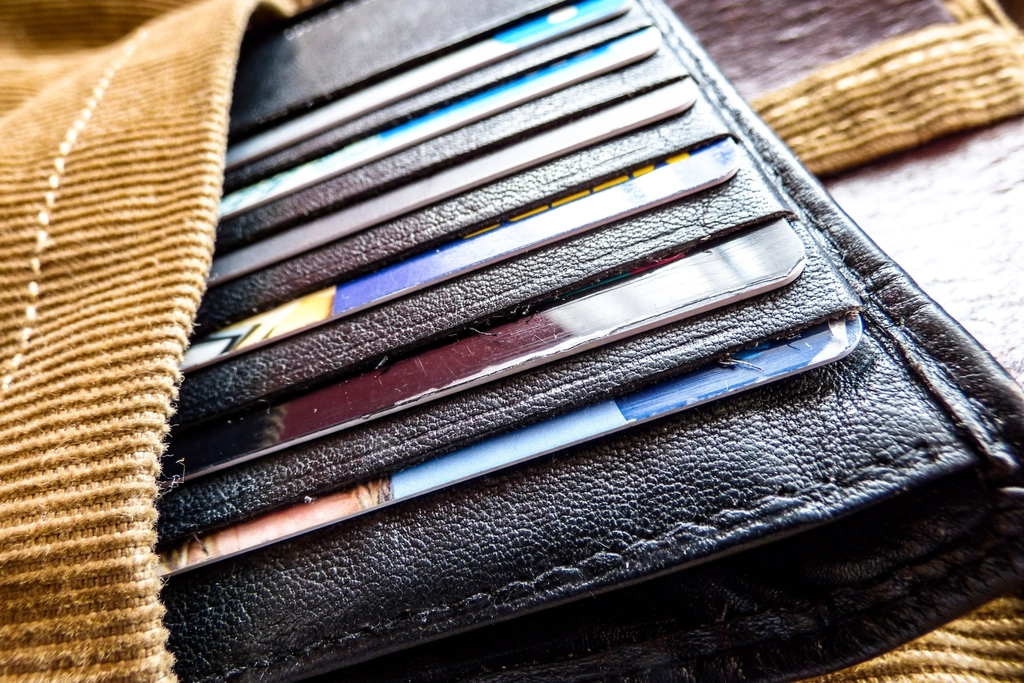 Credit Card EMI vs Personal Loan: Which Is Cheaper for Big Purchases?